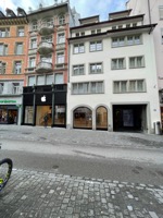 Apple on Rennweg in Zürich
