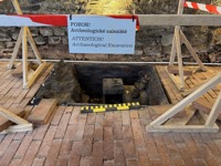 Italian Court display